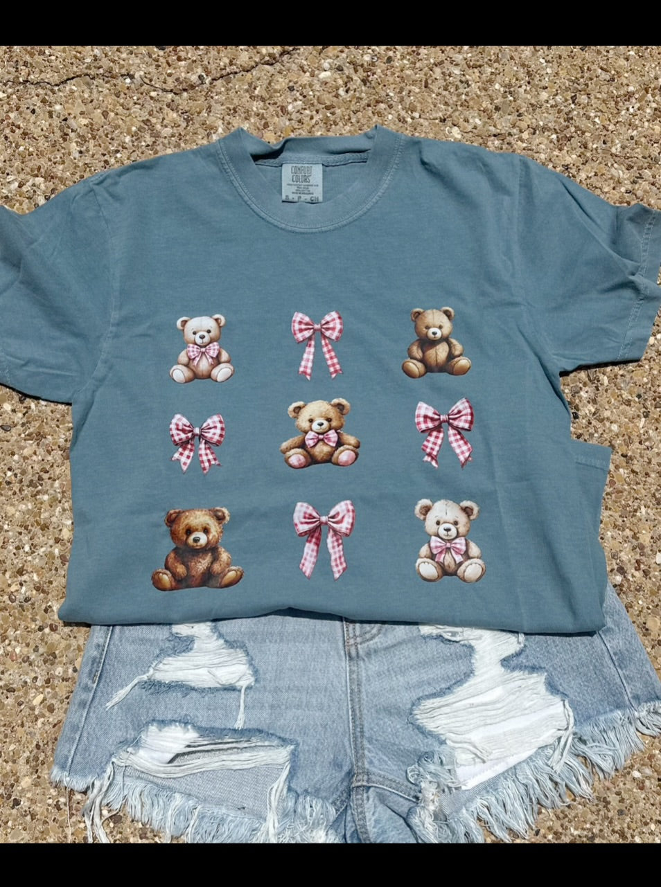 Bears and Bows Graphic tee