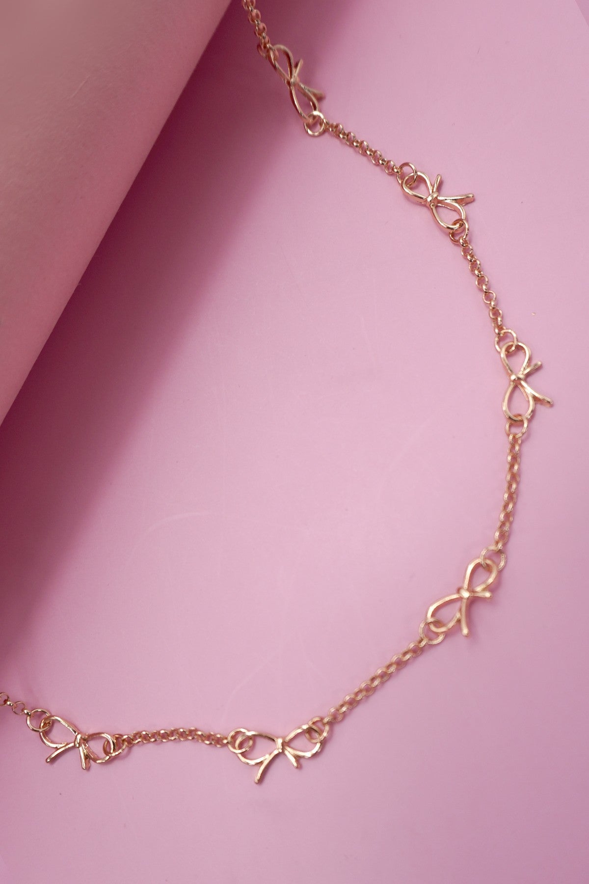 Cutout Bow Station Necklace