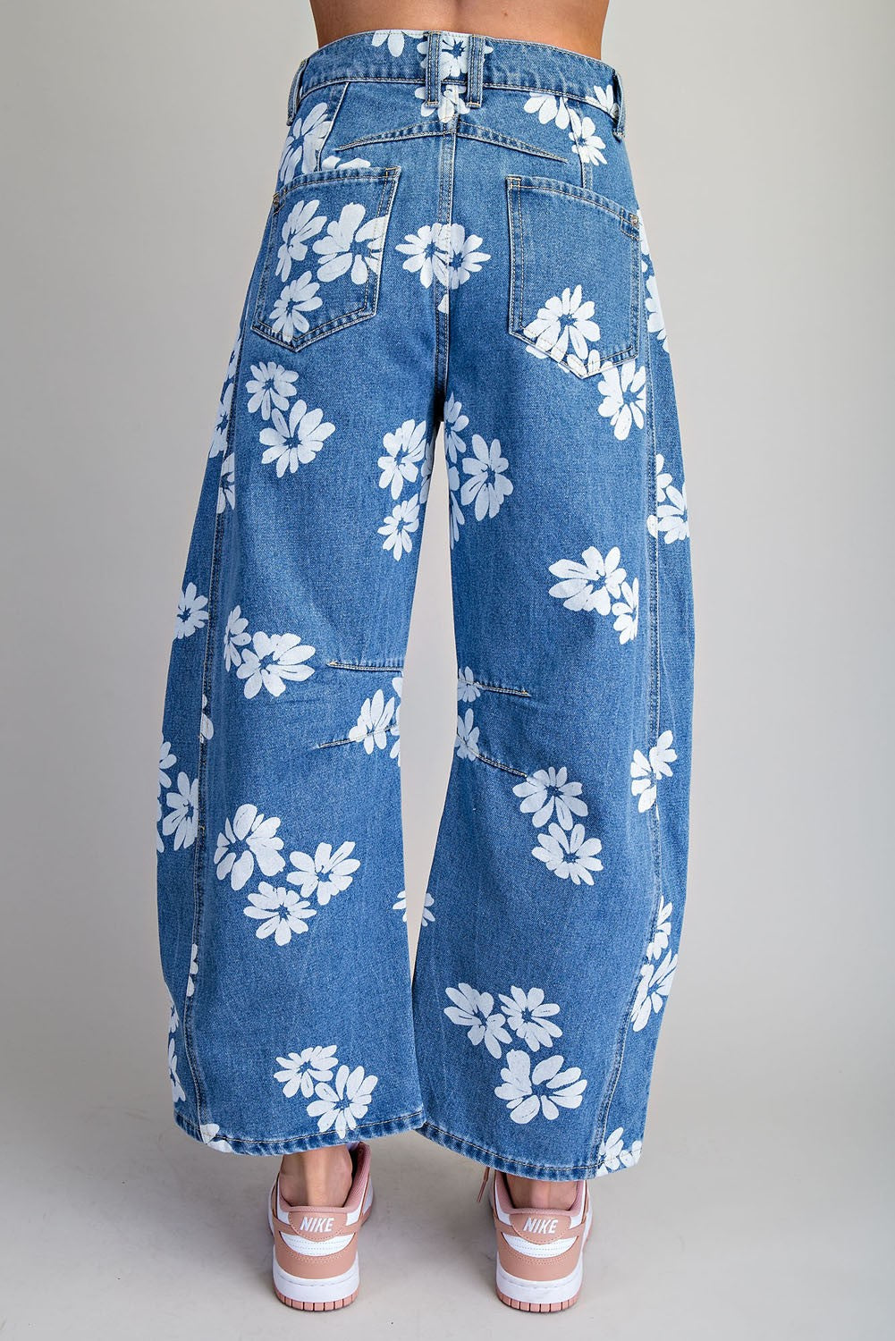 Floral Printed Barrel Jeans