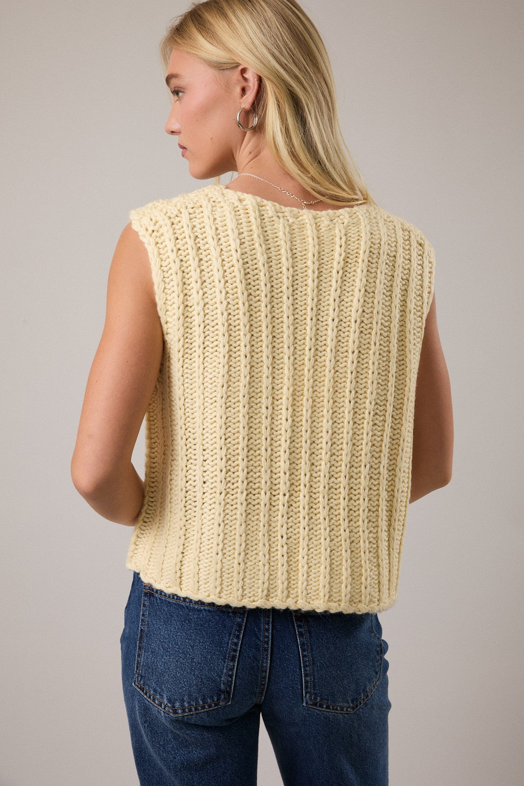 Round Neck Front Tie Chunky Sweater Vest in Butter