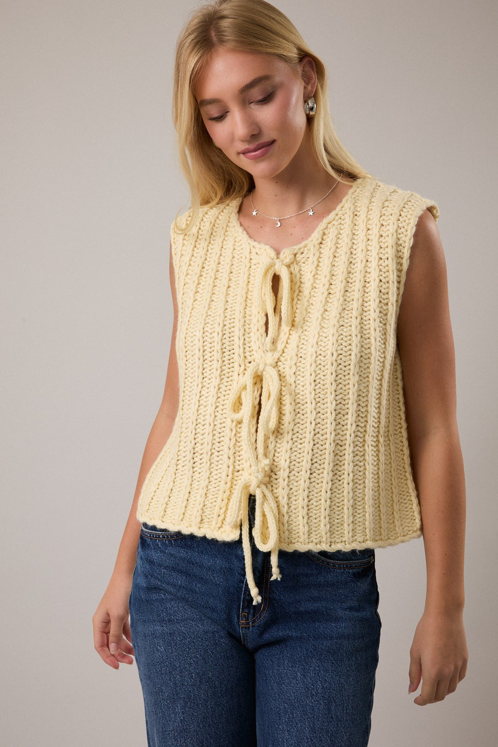 Round Neck Front Tie Chunky Sweater Vest in Butter