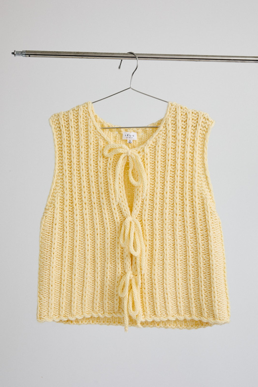 Round Neck Front Tie Chunky Sweater Vest in Butter