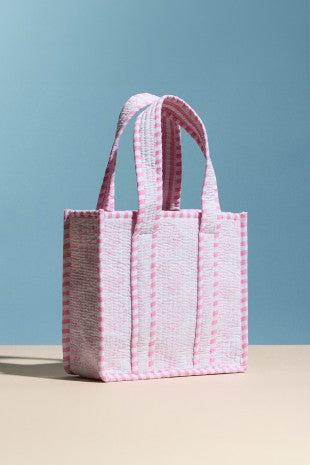 Quilted Shell Pattern Tote Bag