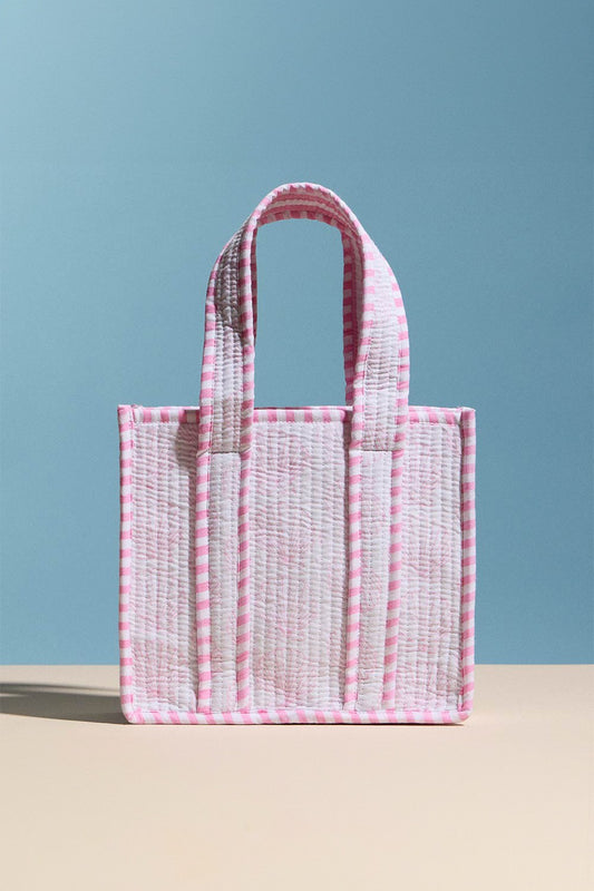Quilted Shell Pattern Tote Bag