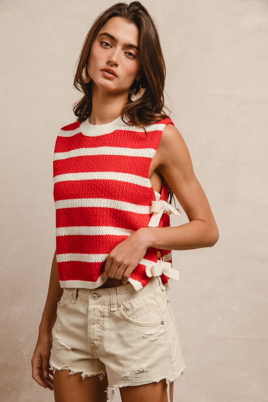 SIDE TIED RED AND WHITE VEST TOP