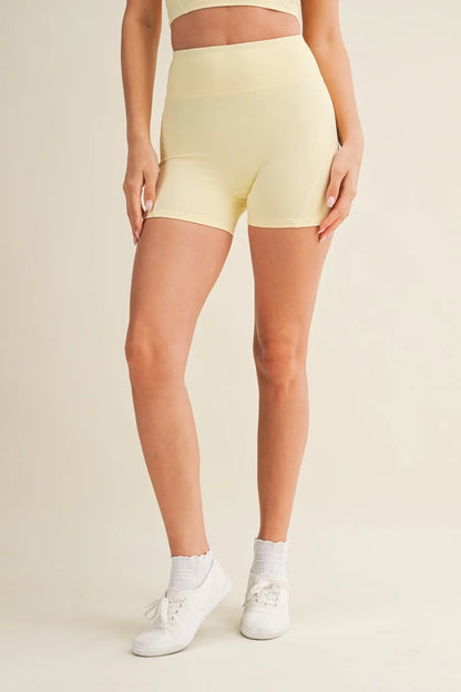 Contrast Binding Biker Shorts-Lemon