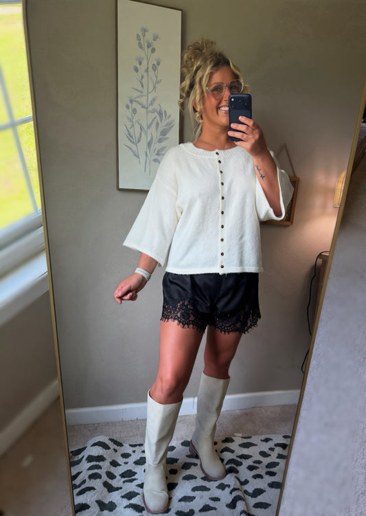 Lace Trim Satin Elastic Waist Mid Rise Shorts