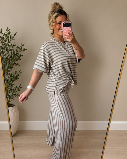 Raised Rib Stripe Short Sleeve Top & Pants Set-Mocha